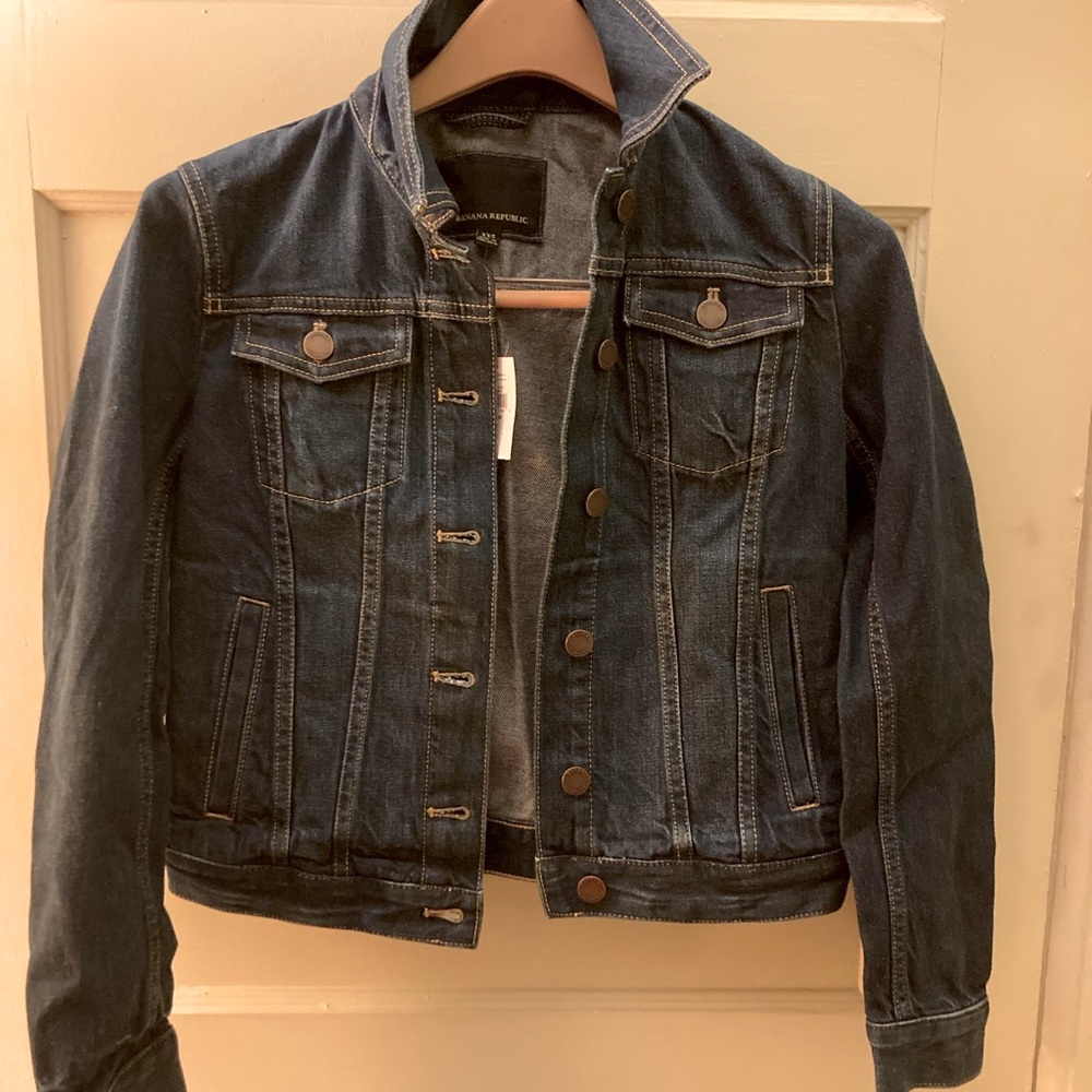 Currently unavailable. BRAND NEW XXS BANANA REPUBLIC ESSENTIAL DENIM JACKET!